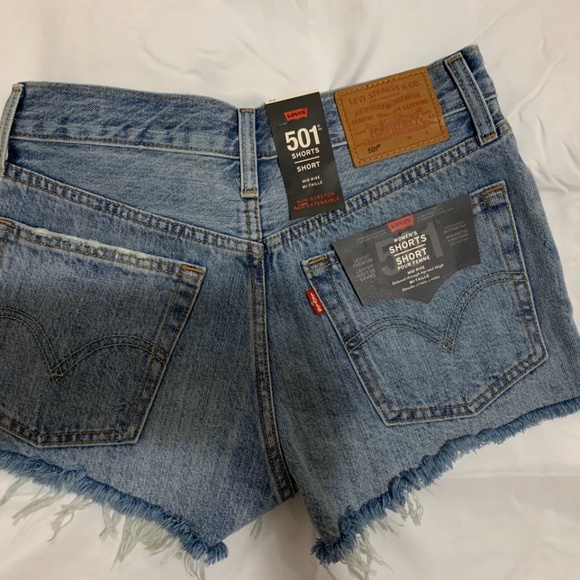 SOLD -- NEW BLUE LEVI SHORTS - Picture 3 of 4